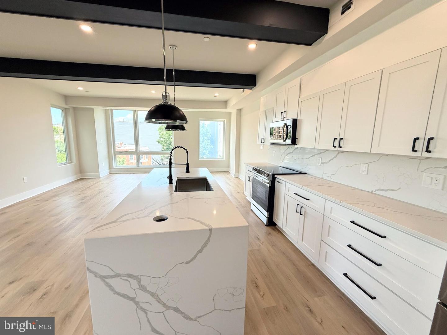1915 BENNING RD NE #PH1, WASHINGTON, District Of Columbia 20002, 2 Bedrooms Bedrooms, ,2 BathroomsBathrooms,Residential,For sale,1915 BENNING RD NE #PH1,DCDC2207508 MLS # DCDC2207508