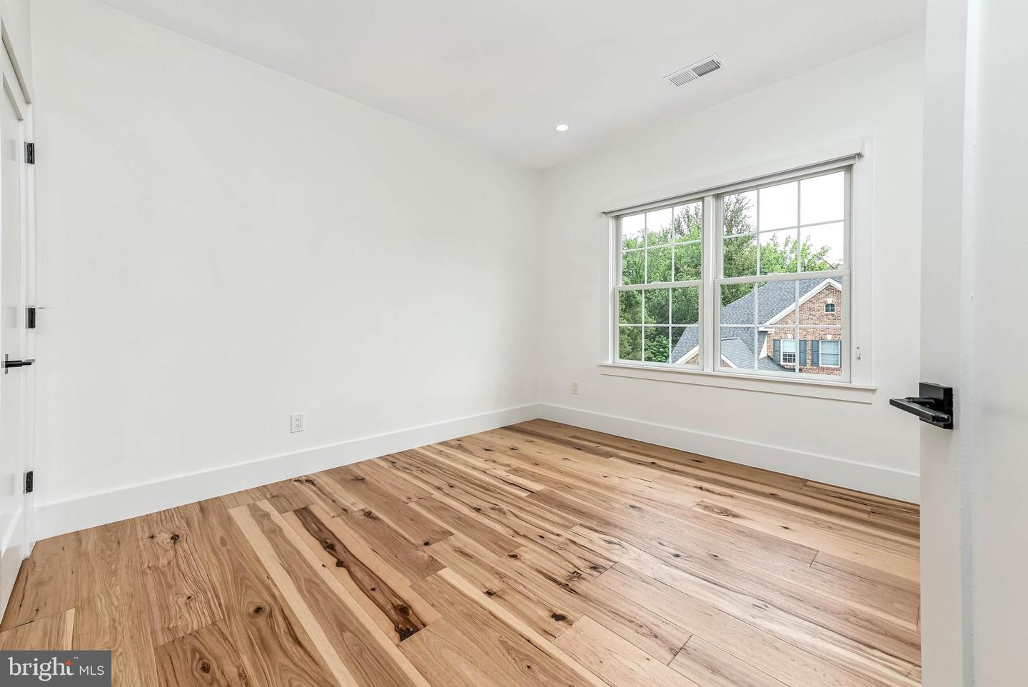 43616 HABITAT CIR, LEESBURG, Virginia 20176, 5 Bedrooms Bedrooms, ,4 BathroomsBathrooms,Residential,For sale,43616 HABITAT CIR,VALO2100388 MLS # VALO2100388