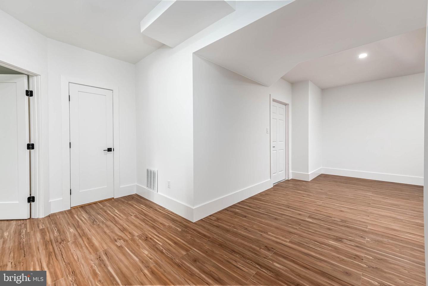 43616 HABITAT CIR, LEESBURG, Virginia 20176, 5 Bedrooms Bedrooms, ,4 BathroomsBathrooms,Residential,For sale,43616 HABITAT CIR,VALO2100388 MLS # VALO2100388