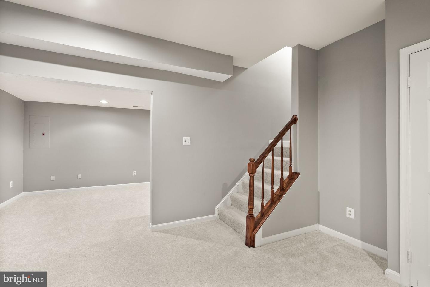 8074 SKY BLUE DR, ALEXANDRIA, Virginia 22315, 3 Bedrooms Bedrooms, ,2 BathroomsBathrooms,Residential,For sale,8074 SKY BLUE DR,VAFX2250340 MLS # VAFX2250340