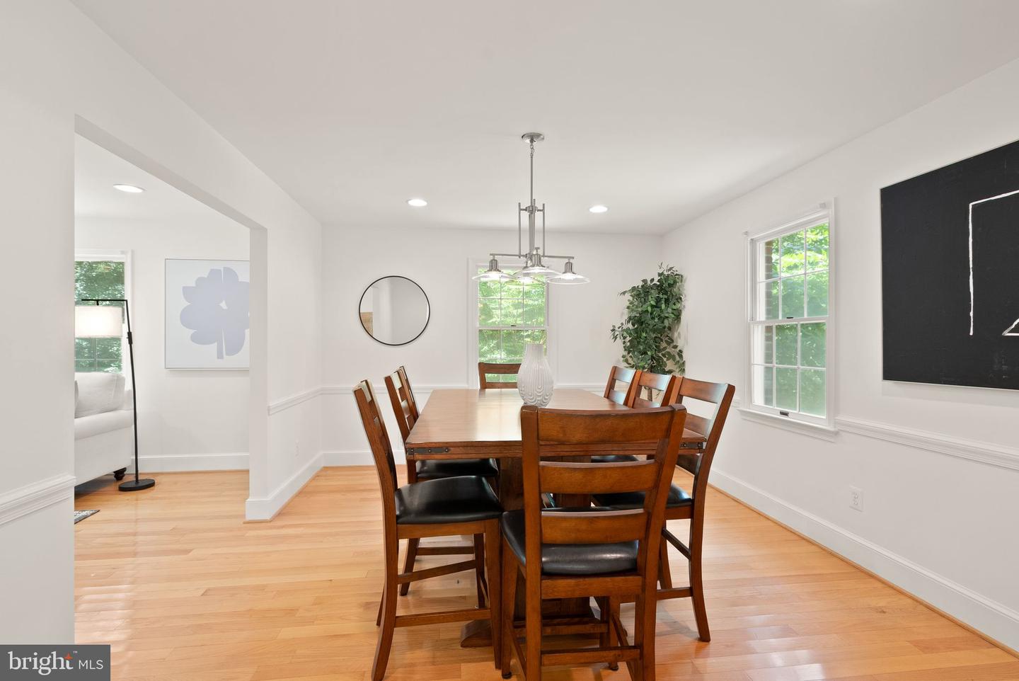11112 COROBON LN, GREAT FALLS, Virginia 22066, 5 Bedrooms Bedrooms, ,4 BathroomsBathrooms,Residential,For sale,11112 COROBON LN,VAFX2250488 MLS # VAFX2250488