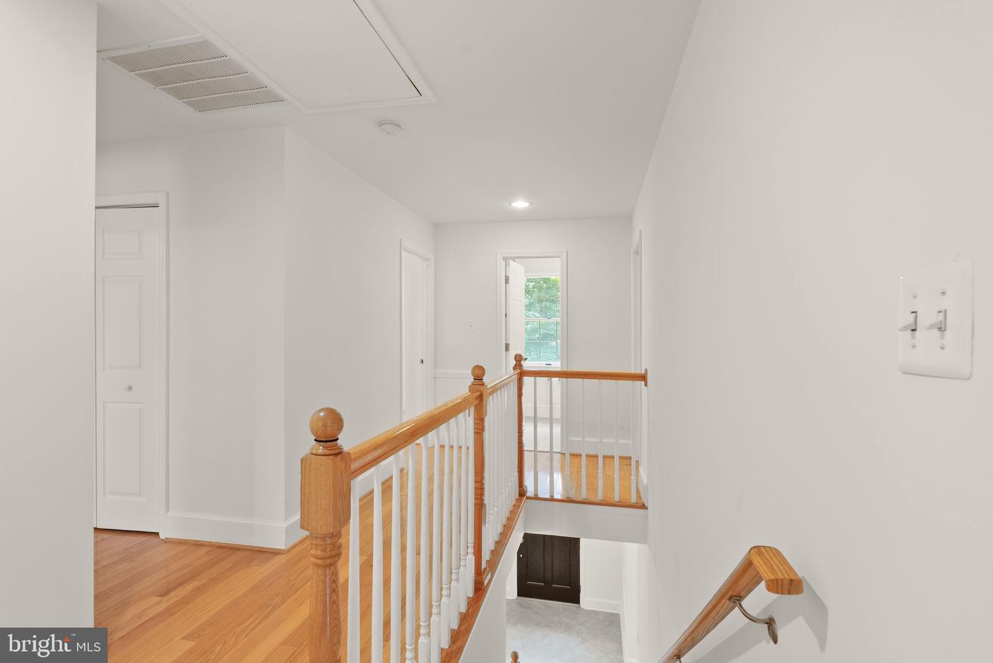 11112 COROBON LN, GREAT FALLS, Virginia 22066, 5 Bedrooms Bedrooms, ,4 BathroomsBathrooms,Residential,For sale,11112 COROBON LN,VAFX2250488 MLS # VAFX2250488