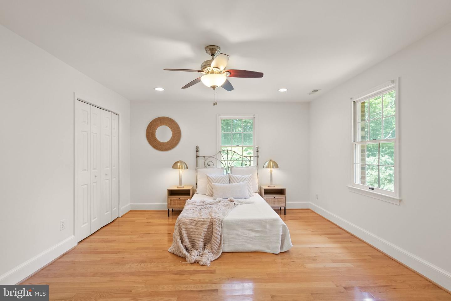 11112 COROBON LN, GREAT FALLS, Virginia 22066, 5 Bedrooms Bedrooms, ,4 BathroomsBathrooms,Residential,For sale,11112 COROBON LN,VAFX2250488 MLS # VAFX2250488