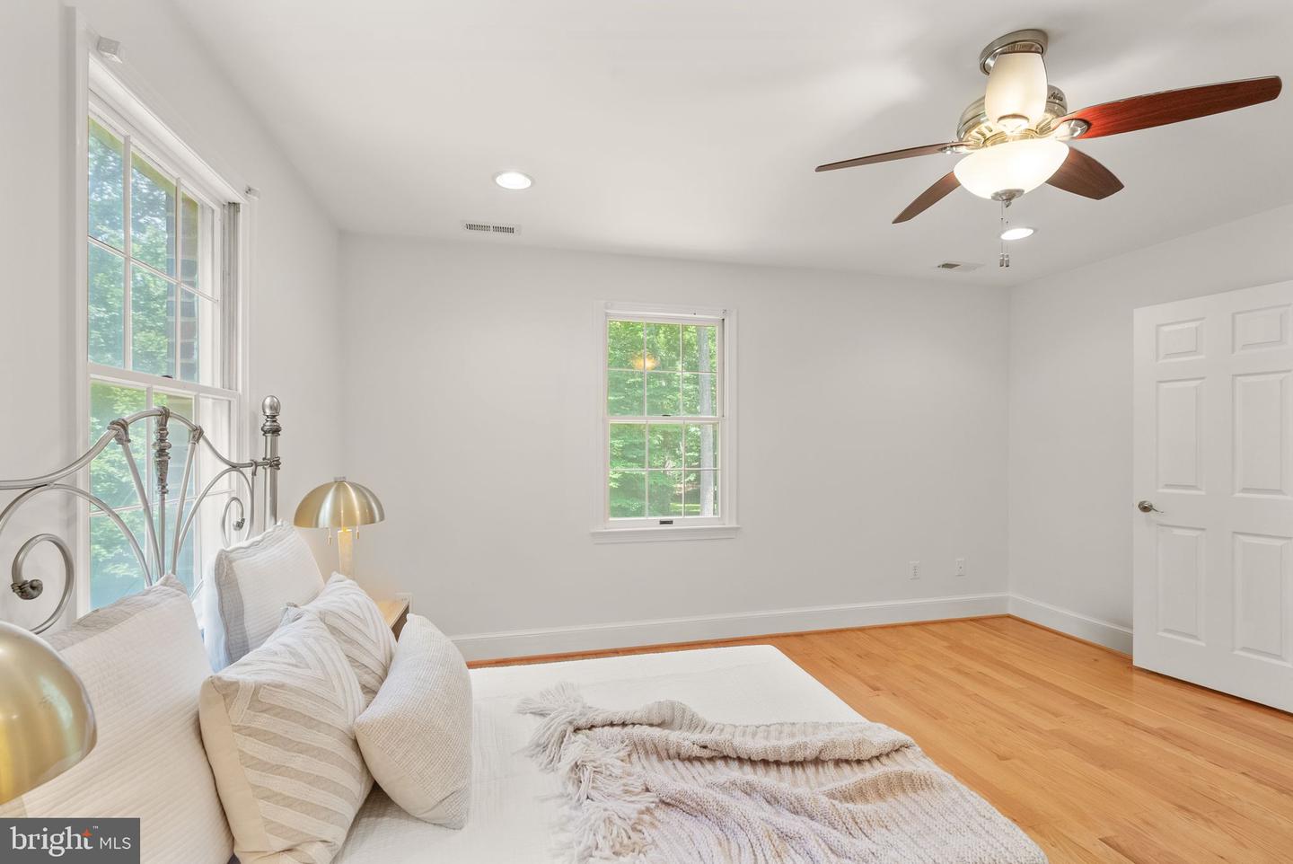 11112 COROBON LN, GREAT FALLS, Virginia 22066, 5 Bedrooms Bedrooms, ,4 BathroomsBathrooms,Residential,For sale,11112 COROBON LN,VAFX2250488 MLS # VAFX2250488