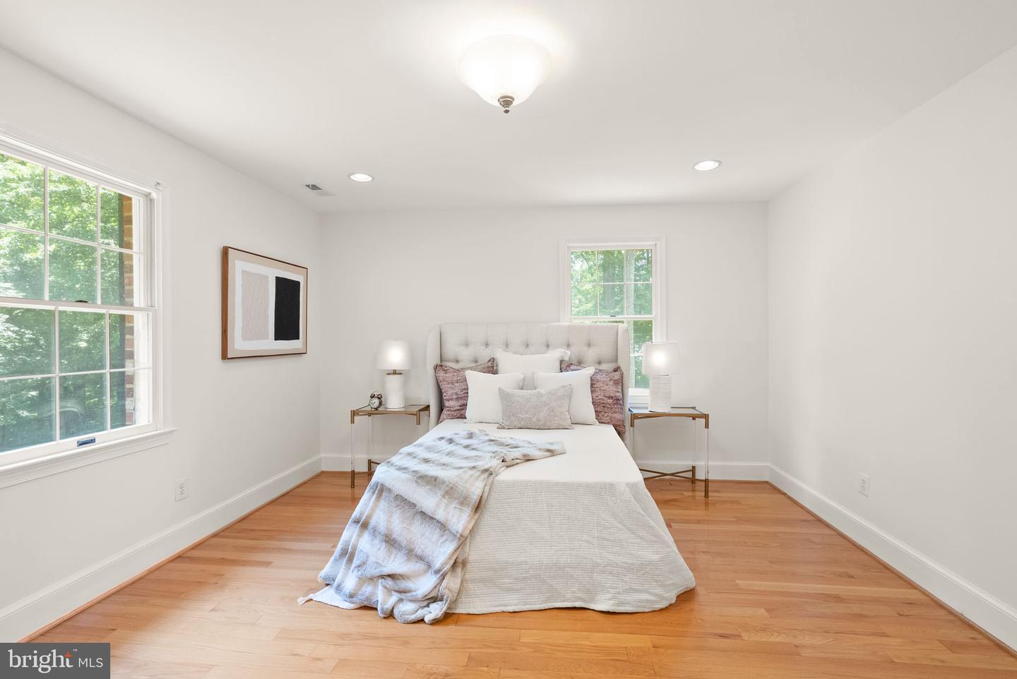11112 COROBON LN, GREAT FALLS, Virginia 22066, 5 Bedrooms Bedrooms, ,4 BathroomsBathrooms,Residential,For sale,11112 COROBON LN,VAFX2250488 MLS # VAFX2250488