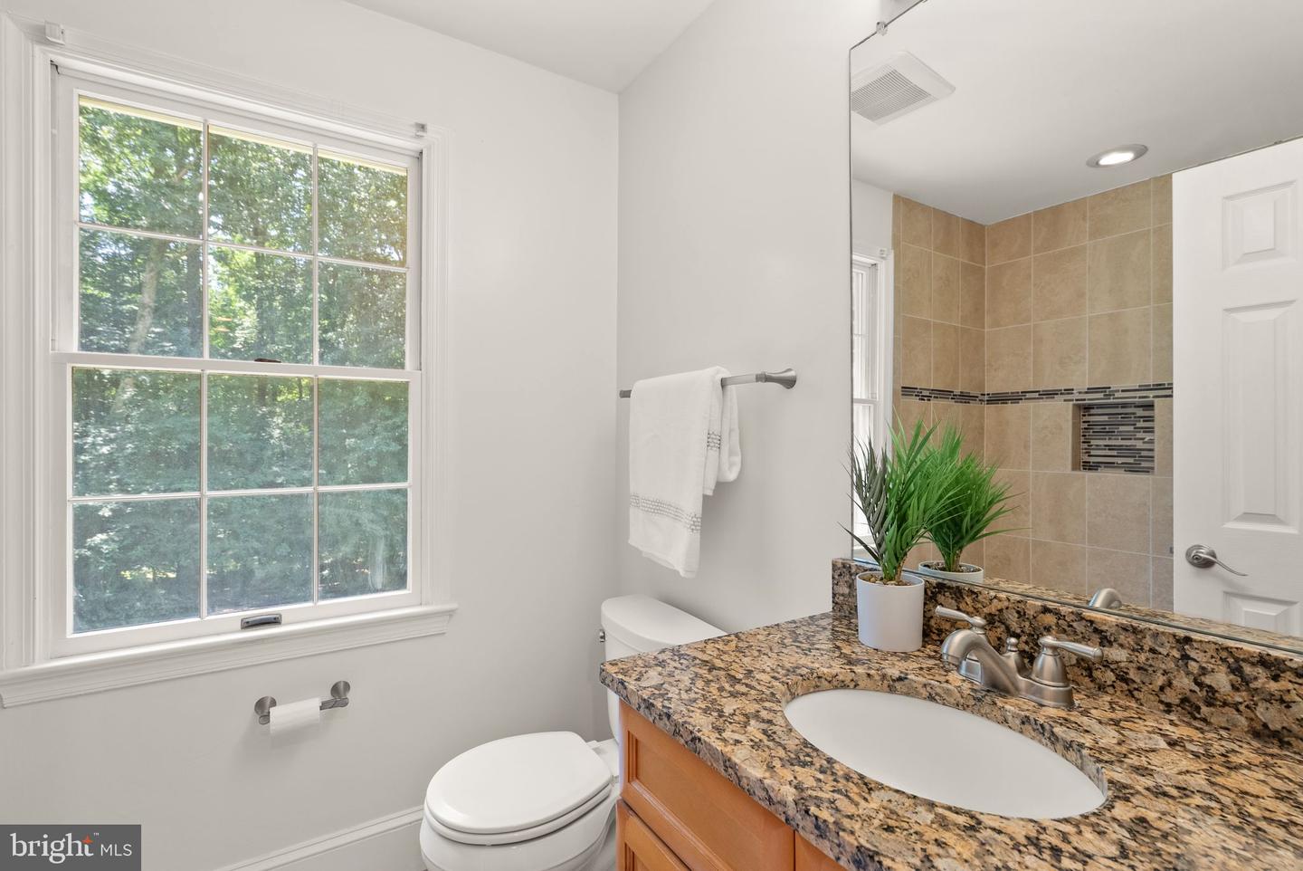 11112 COROBON LN, GREAT FALLS, Virginia 22066, 5 Bedrooms Bedrooms, ,4 BathroomsBathrooms,Residential,For sale,11112 COROBON LN,VAFX2250488 MLS # VAFX2250488