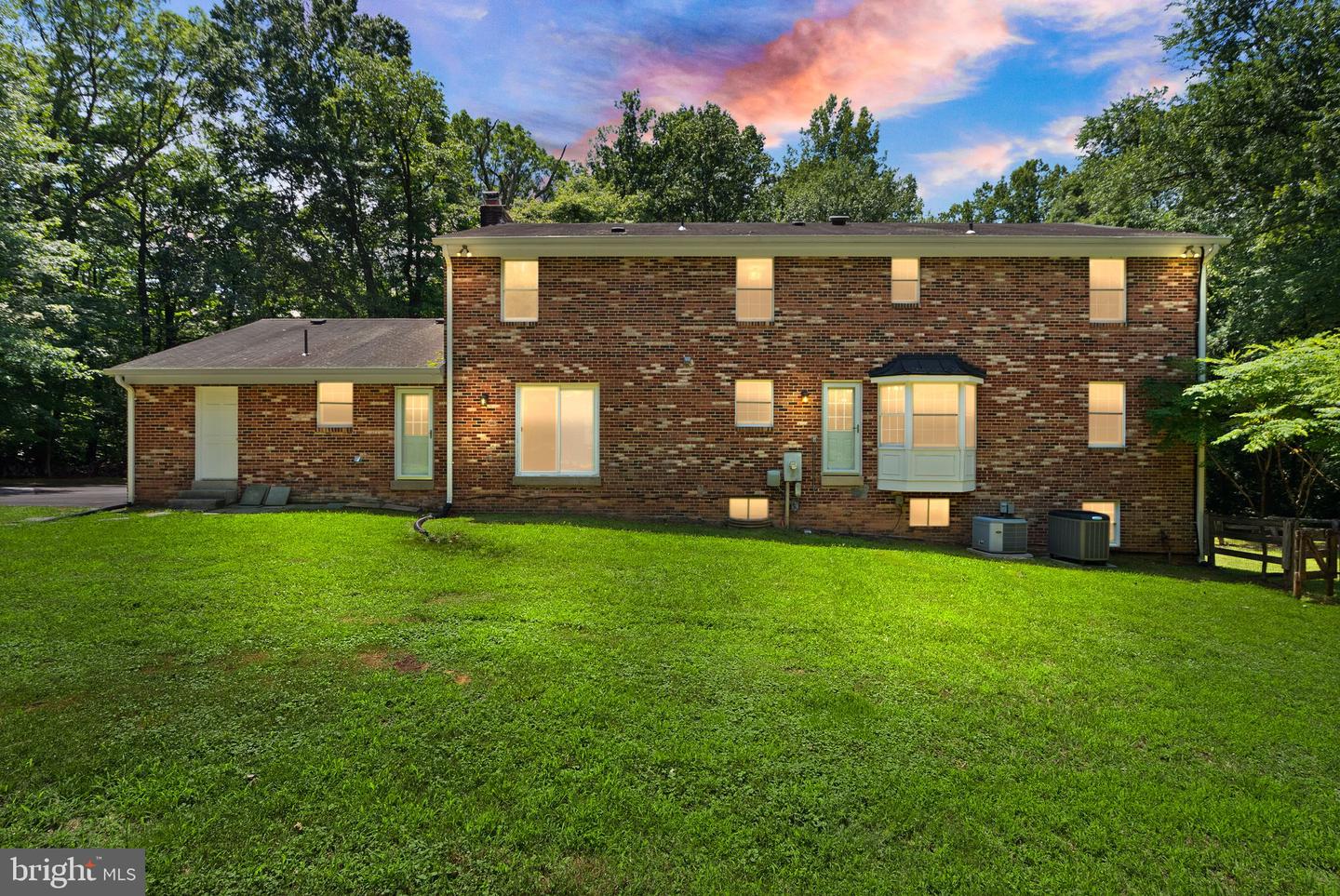 11112 COROBON LN, GREAT FALLS, Virginia 22066, 5 Bedrooms Bedrooms, ,4 BathroomsBathrooms,Residential,For sale,11112 COROBON LN,VAFX2250488 MLS # VAFX2250488