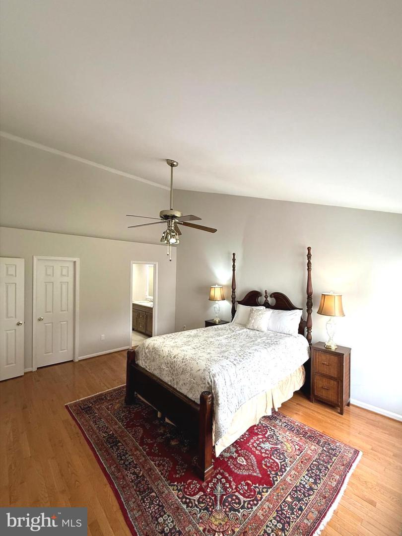 5287 BALLYCASTLE CIR, ALEXANDRIA, Virginia 22315, 3 Bedrooms Bedrooms, ,2 BathroomsBathrooms,Residential,For sale,5287 BALLYCASTLE CIR,VAFX2250586 MLS # VAFX2250586