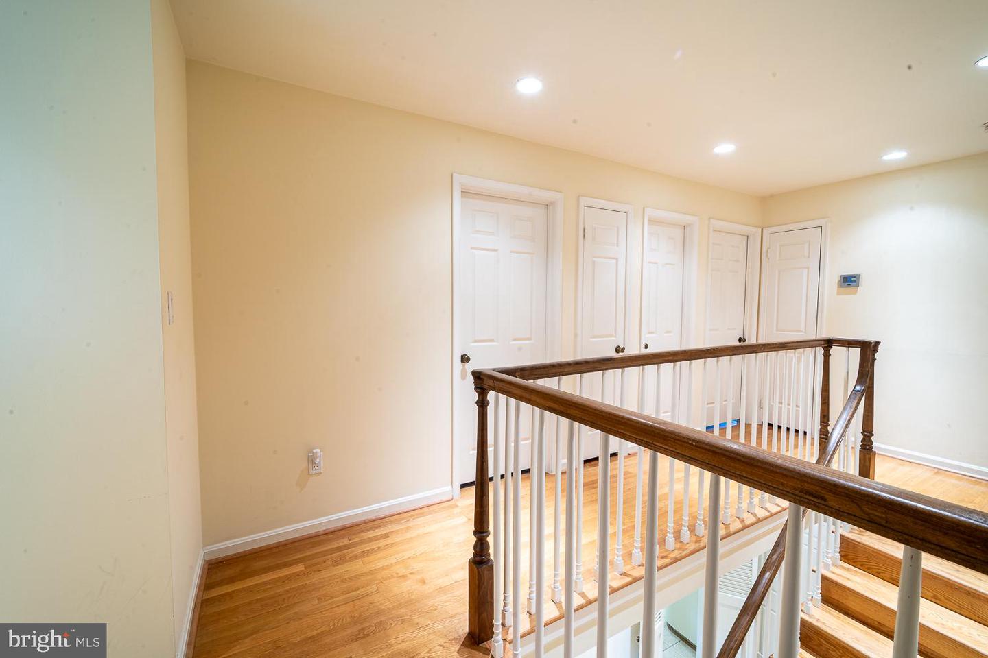 1197 WINTER HUNT RD, MCLEAN, Virginia 22102, 5 Bedrooms Bedrooms, ,4 BathroomsBathrooms,Residential,For sale,1197 WINTER HUNT RD,VAFX2250678 MLS # VAFX2250678