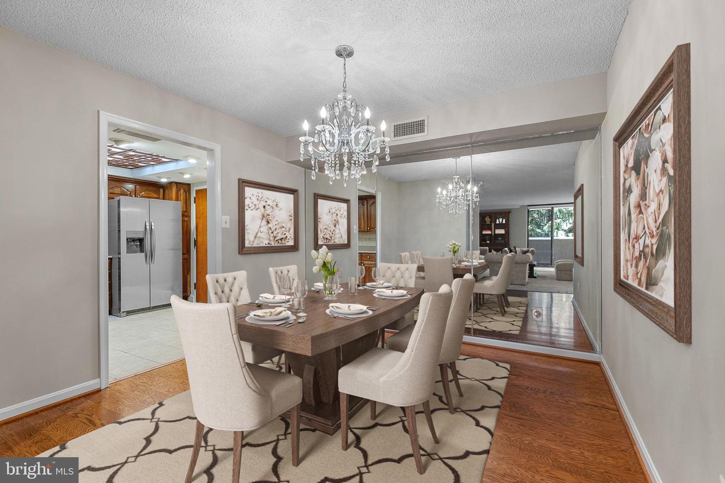 1101 S ARLINGTON RIDGE RD #214, ARLINGTON, Virginia 22202, 2 Bedrooms Bedrooms, ,2 BathroomsBathrooms,Residential,For sale,1101 S ARLINGTON RIDGE RD #214,VAAR2059894 MLS # VAAR2059894