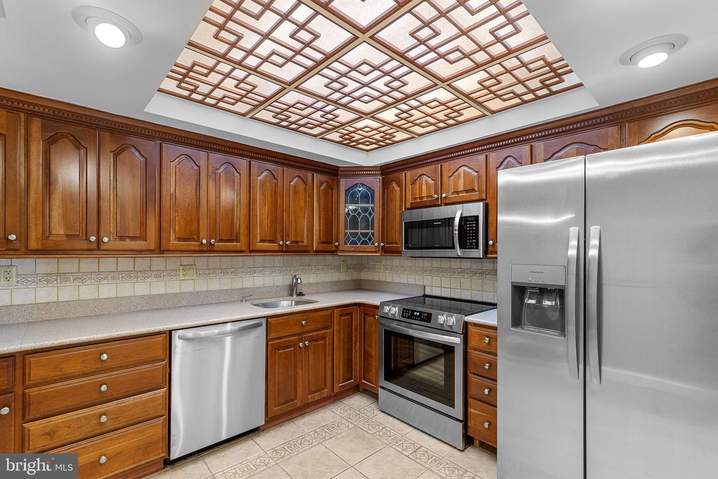 1101 S ARLINGTON RIDGE RD #214, ARLINGTON, Virginia 22202, 2 Bedrooms Bedrooms, ,2 BathroomsBathrooms,Residential,For sale,1101 S ARLINGTON RIDGE RD #214,VAAR2059894 MLS # VAAR2059894