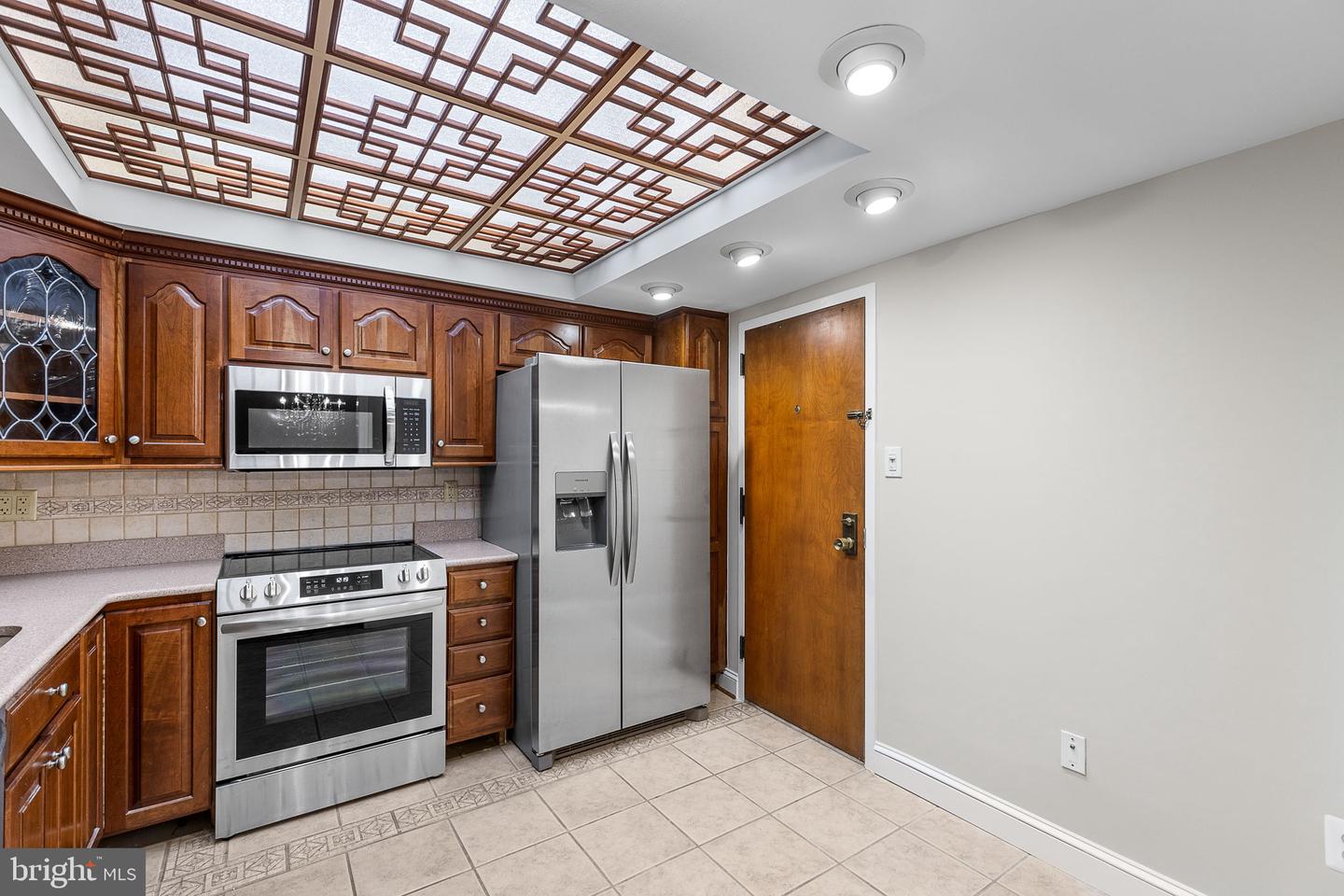 1101 S ARLINGTON RIDGE RD #214, ARLINGTON, Virginia 22202, 2 Bedrooms Bedrooms, ,2 BathroomsBathrooms,Residential,For sale,1101 S ARLINGTON RIDGE RD #214,VAAR2059894 MLS # VAAR2059894