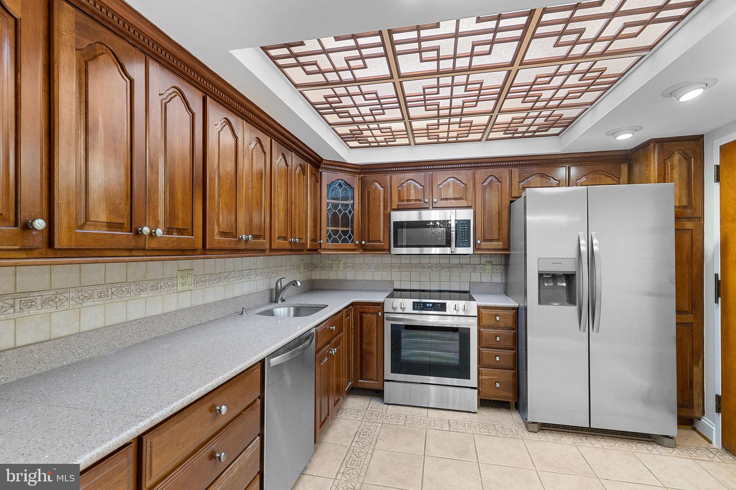 1101 S ARLINGTON RIDGE RD #214, ARLINGTON, Virginia 22202, 2 Bedrooms Bedrooms, ,2 BathroomsBathrooms,Residential,For sale,1101 S ARLINGTON RIDGE RD #214,VAAR2059894 MLS # VAAR2059894