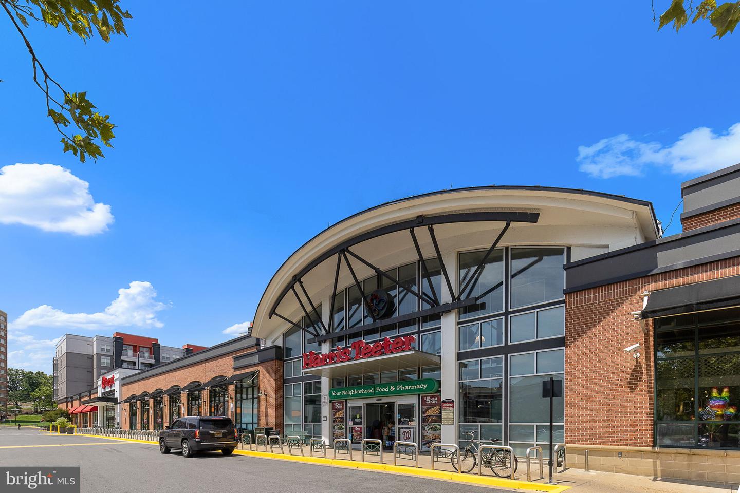 1101 S ARLINGTON RIDGE RD #214, ARLINGTON, Virginia 22202, 2 Bedrooms Bedrooms, ,2 BathroomsBathrooms,Residential,For sale,1101 S ARLINGTON RIDGE RD #214,VAAR2059894 MLS # VAAR2059894