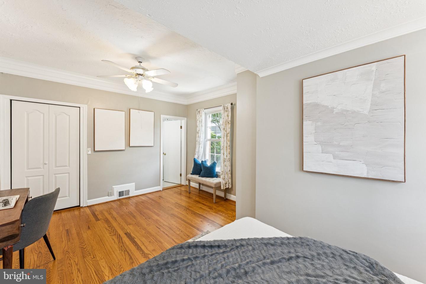 609 21ST ST S, ARLINGTON, Virginia 22202, 3 Bedrooms Bedrooms, ,3 BathroomsBathrooms,Residential,For sale,609 21ST ST S,VAAR2059896 MLS # VAAR2059896