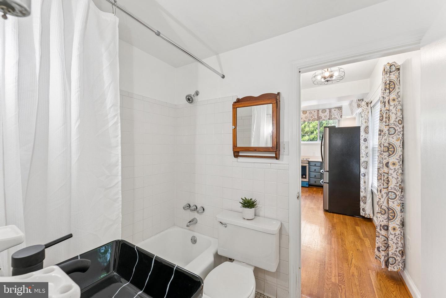 609 21ST ST S, ARLINGTON, Virginia 22202, 3 Bedrooms Bedrooms, ,3 BathroomsBathrooms,Residential,For sale,609 21ST ST S,VAAR2059896 MLS # VAAR2059896