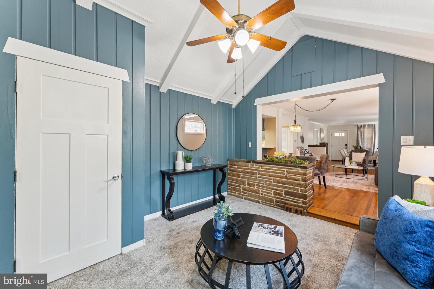 609 21ST ST S, ARLINGTON, Virginia 22202, 3 Bedrooms Bedrooms, ,3 BathroomsBathrooms,Residential,For sale,609 21ST ST S,VAAR2059896 MLS # VAAR2059896