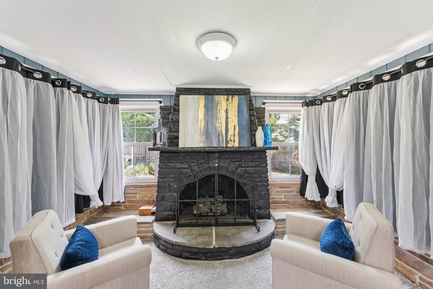 609 21ST ST S, ARLINGTON, Virginia 22202, 3 Bedrooms Bedrooms, ,3 BathroomsBathrooms,Residential,For sale,609 21ST ST S,VAAR2059896 MLS # VAAR2059896