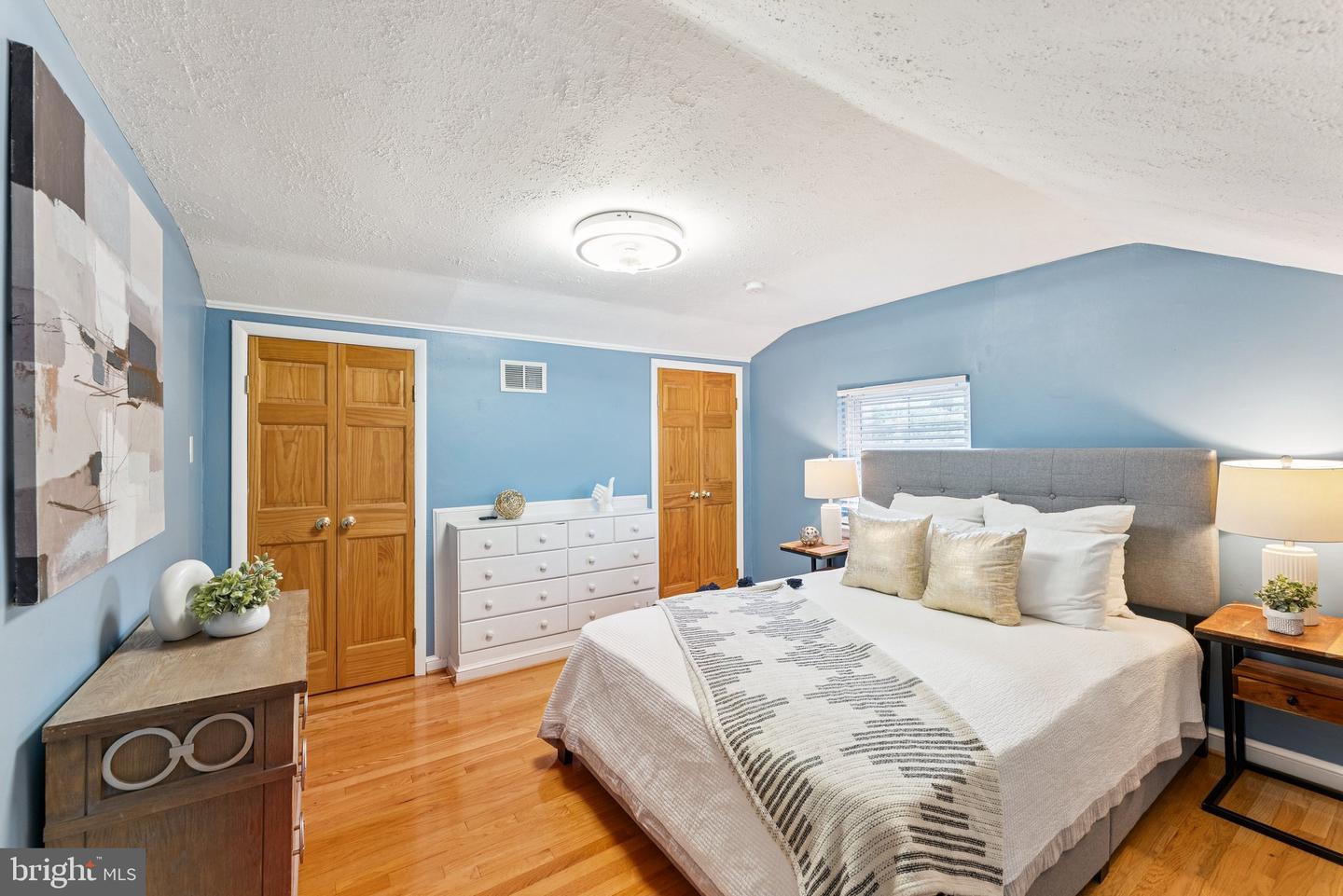 609 21ST ST S, ARLINGTON, Virginia 22202, 3 Bedrooms Bedrooms, ,3 BathroomsBathrooms,Residential,For sale,609 21ST ST S,VAAR2059896 MLS # VAAR2059896