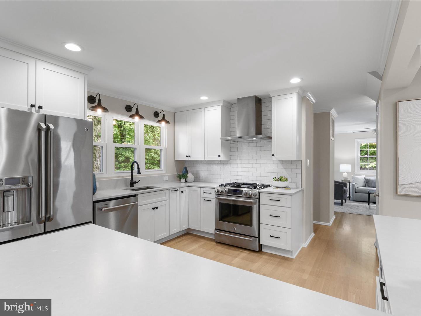 8303 CARNEGIE DR, VIENNA, Virginia 22180, 4 Bedrooms Bedrooms, ,3 BathroomsBathrooms,Residential,For sale,8303 CARNEGIE DR,VAFX2250996 MLS # VAFX2250996