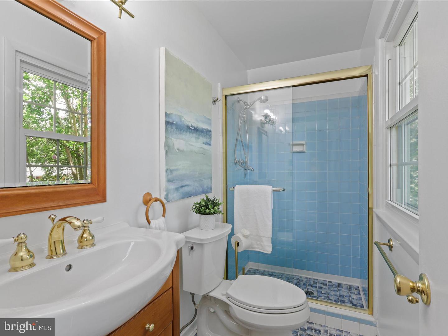 8303 CARNEGIE DR, VIENNA, Virginia 22180, 4 Bedrooms Bedrooms, ,3 BathroomsBathrooms,Residential,For sale,8303 CARNEGIE DR,VAFX2250996 MLS # VAFX2250996
