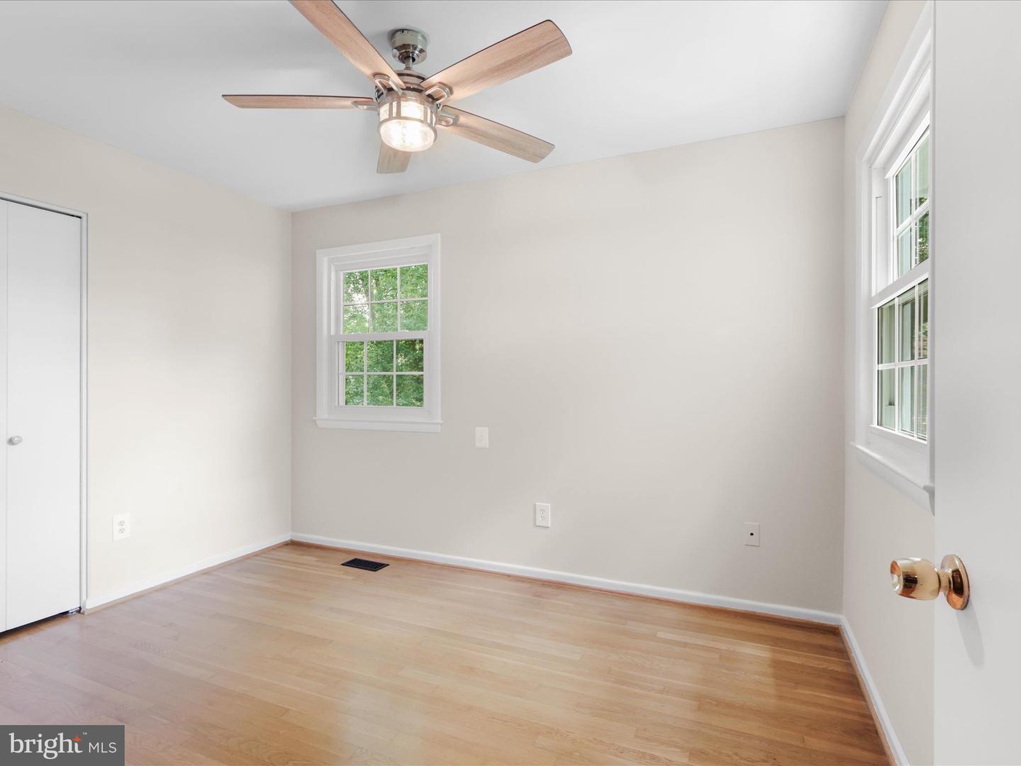 8303 CARNEGIE DR, VIENNA, Virginia 22180, 4 Bedrooms Bedrooms, ,3 BathroomsBathrooms,Residential,For sale,8303 CARNEGIE DR,VAFX2250996 MLS # VAFX2250996