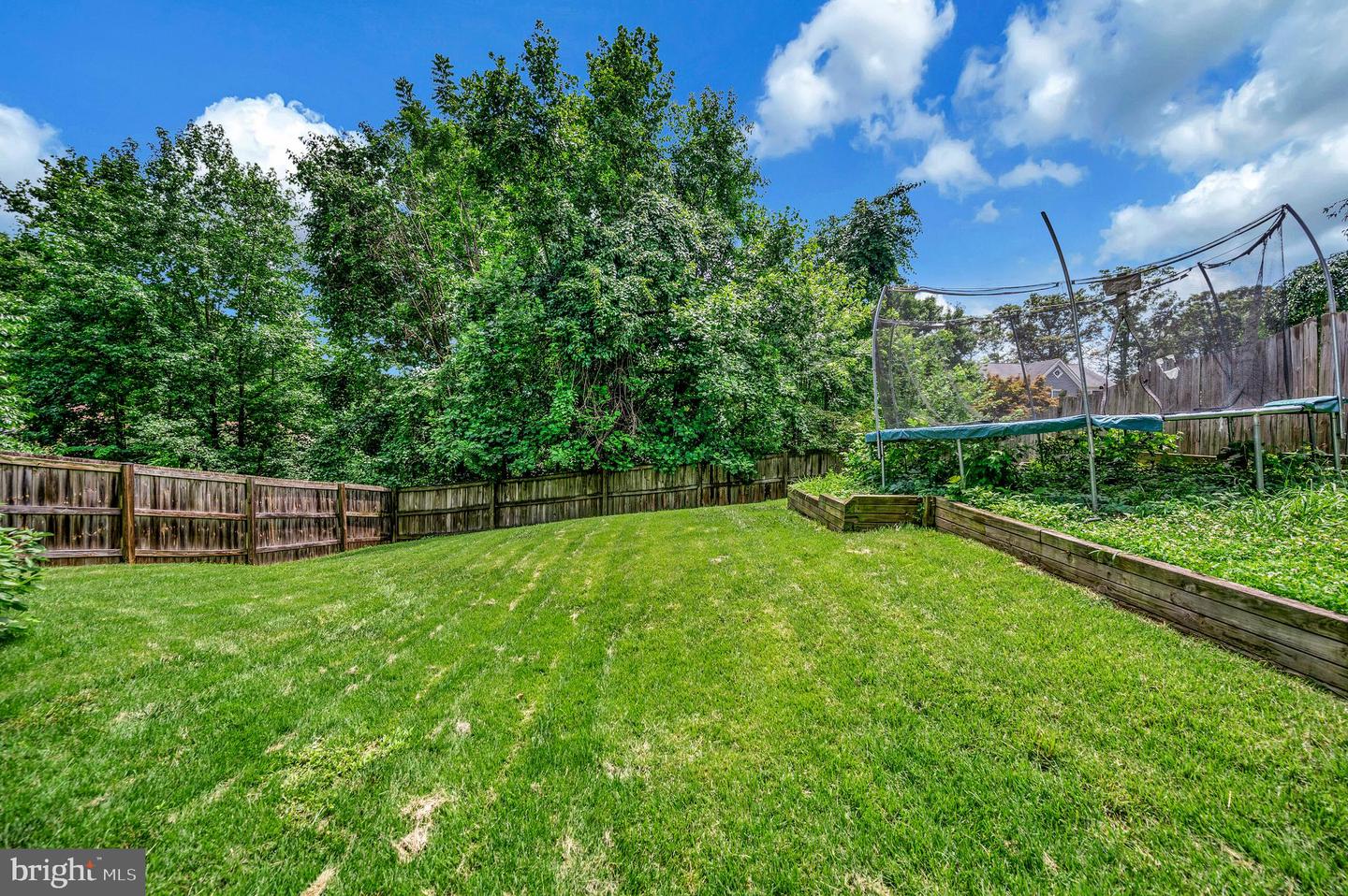 2 SNOW MEADOW LN, STAFFORD, Virginia 22554, 4 Bedrooms Bedrooms, ,3 BathroomsBathrooms,Residential,For sale,2 SNOW MEADOW LN,VAST2040294 MLS # VAST2040294