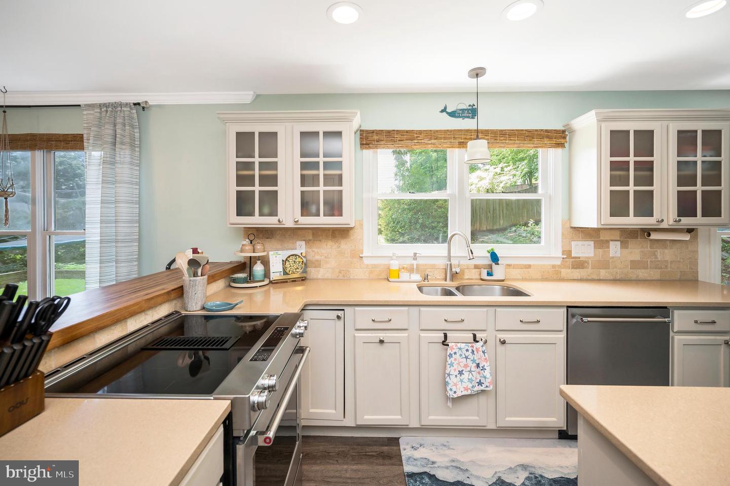 2 SNOW MEADOW LN, STAFFORD, Virginia 22554, 4 Bedrooms Bedrooms, ,3 BathroomsBathrooms,Residential,For sale,2 SNOW MEADOW LN,VAST2040294 MLS # VAST2040294