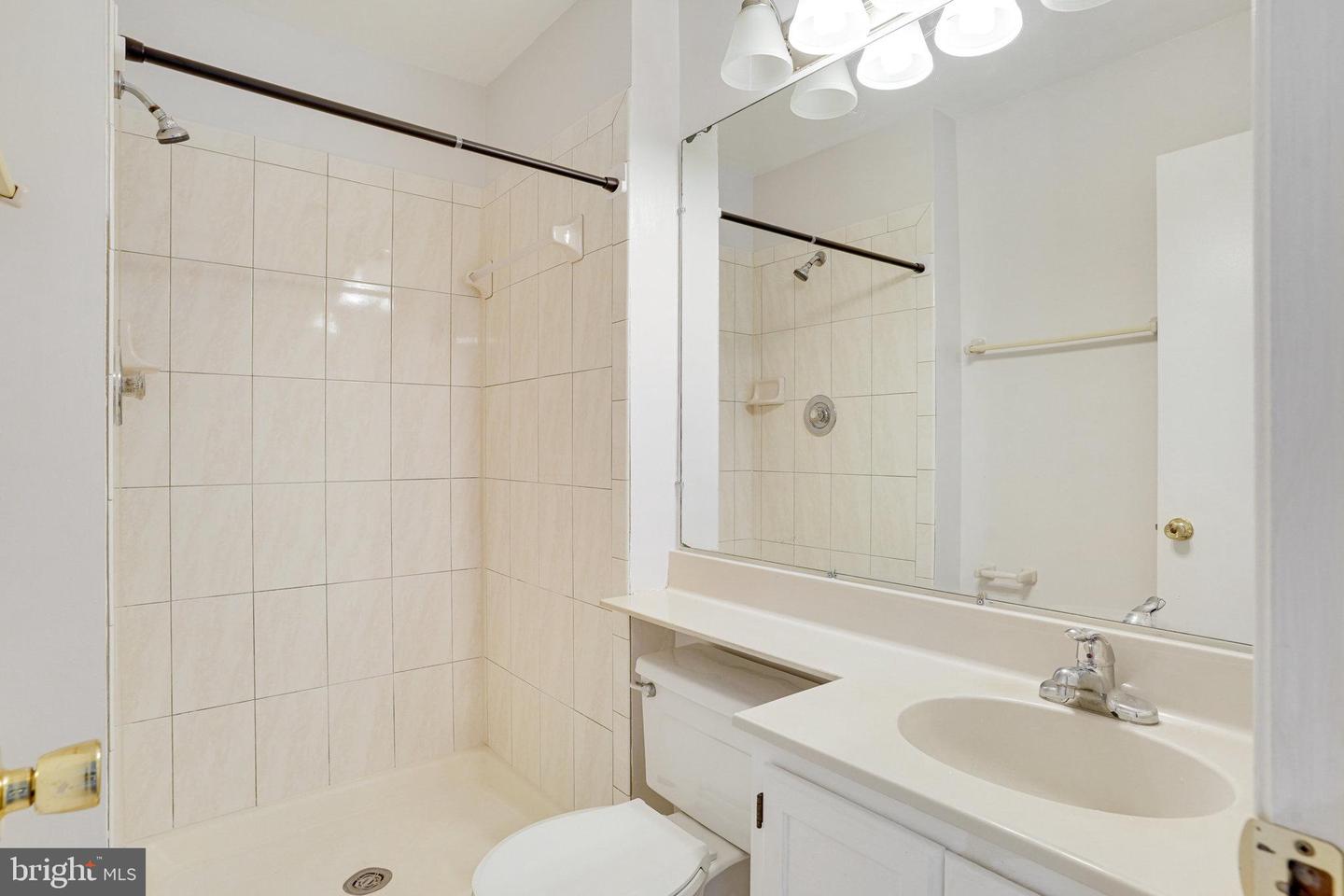 7918 PEBBLE BROOK CT, SPRINGFIELD, Virginia 22153, 3 Bedrooms Bedrooms, ,2 BathroomsBathrooms,Residential,For sale,7918 PEBBLE BROOK CT,VAFX2252068 MLS # VAFX2252068