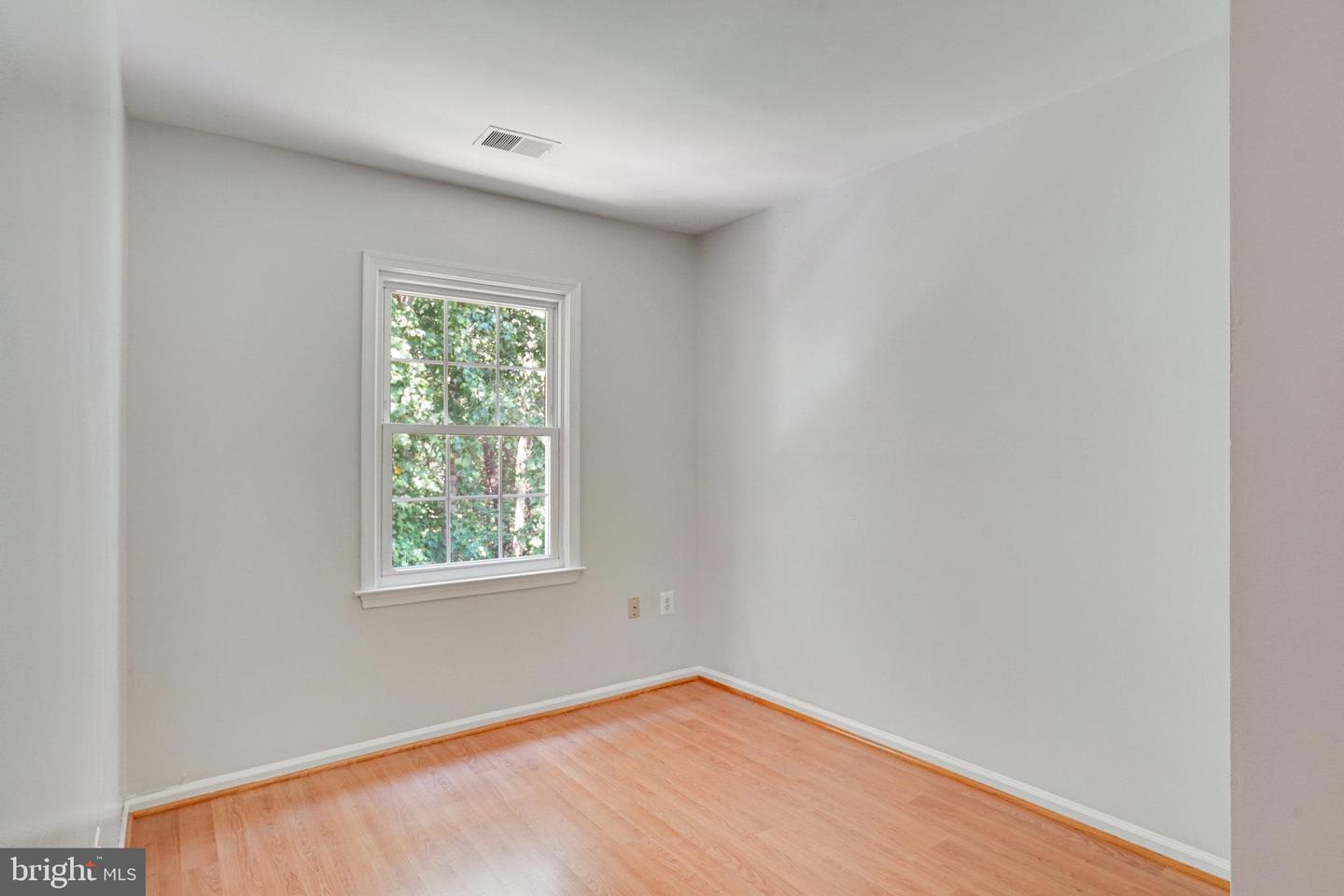 7918 PEBBLE BROOK CT, SPRINGFIELD, Virginia 22153, 3 Bedrooms Bedrooms, ,2 BathroomsBathrooms,Residential,For sale,7918 PEBBLE BROOK CT,VAFX2252068 MLS # VAFX2252068