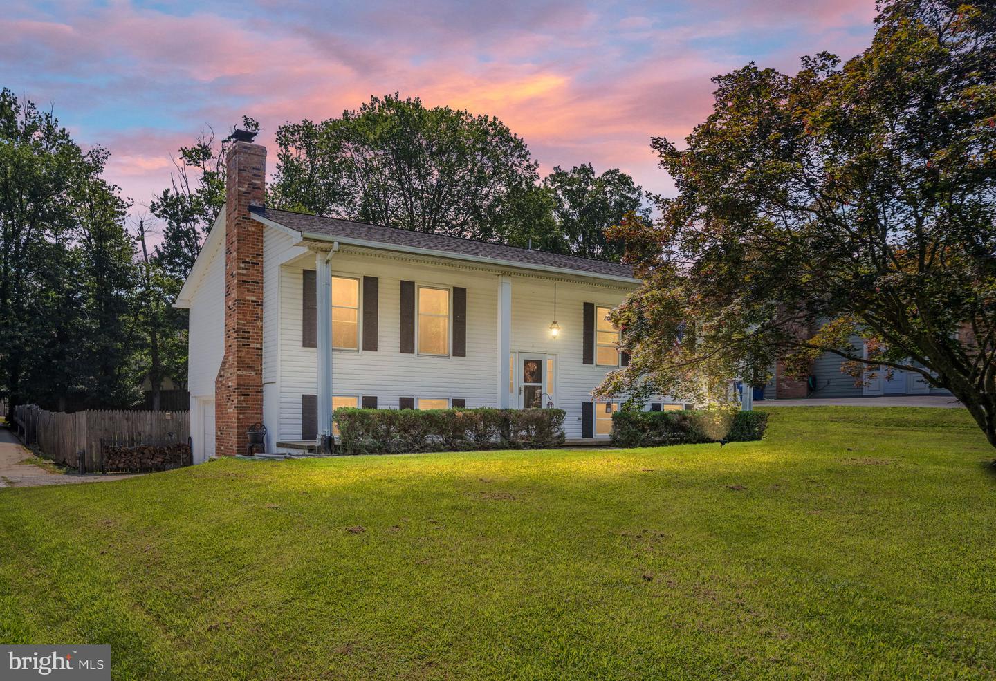 102 SHENANDOAH LN, STAFFORD, Virginia 22554, 4 Bedrooms Bedrooms, ,2 BathroomsBathrooms,Residential,For sale,102 SHENANDOAH LN,VAST2040298 MLS # VAST2040298
