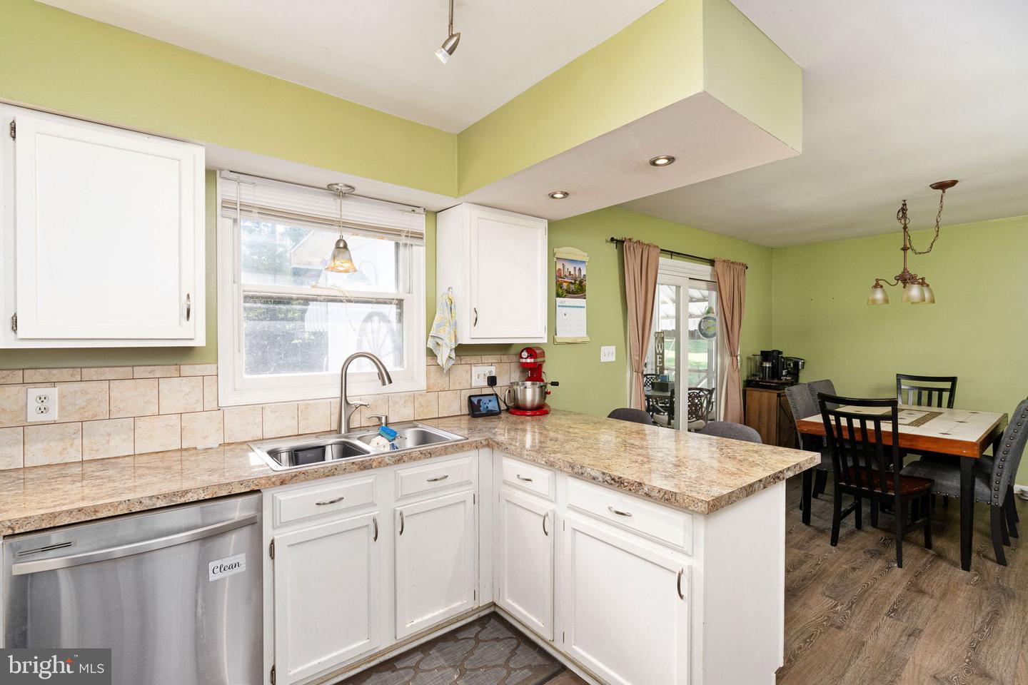 102 SHENANDOAH LN, STAFFORD, Virginia 22554, 4 Bedrooms Bedrooms, ,2 BathroomsBathrooms,Residential,For sale,102 SHENANDOAH LN,VAST2040298 MLS # VAST2040298