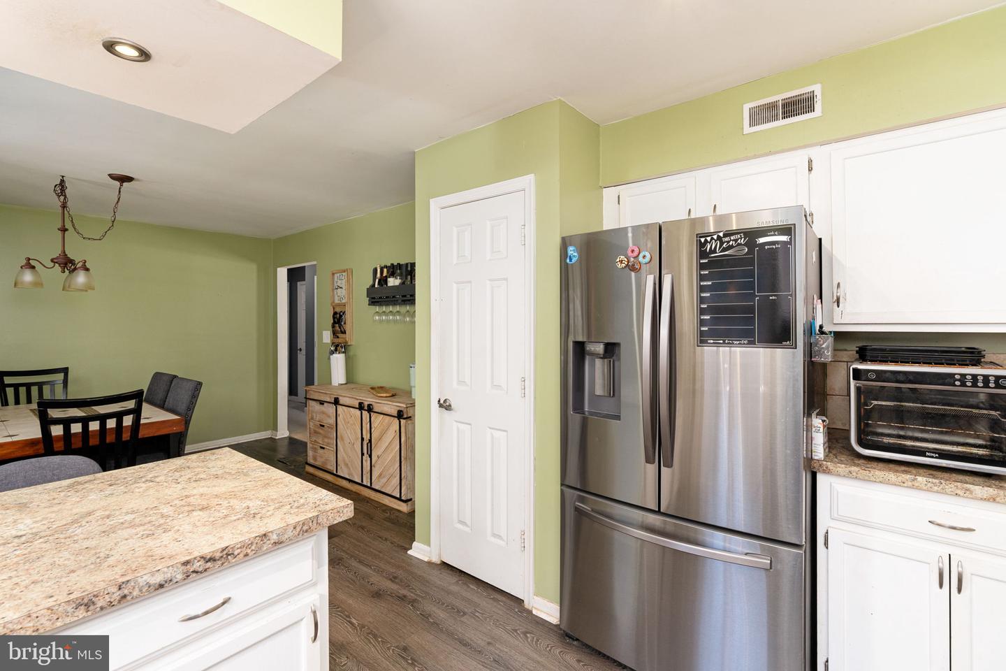 102 SHENANDOAH LN, STAFFORD, Virginia 22554, 4 Bedrooms Bedrooms, ,2 BathroomsBathrooms,Residential,For sale,102 SHENANDOAH LN,VAST2040298 MLS # VAST2040298