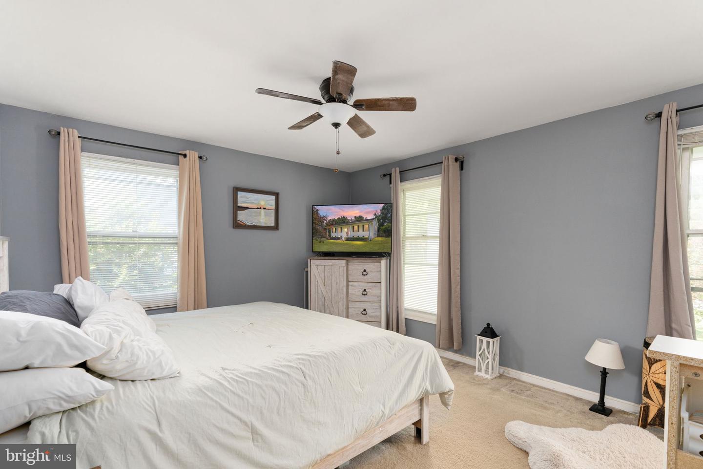 102 SHENANDOAH LN, STAFFORD, Virginia 22554, 4 Bedrooms Bedrooms, ,2 BathroomsBathrooms,Residential,For sale,102 SHENANDOAH LN,VAST2040298 MLS # VAST2040298