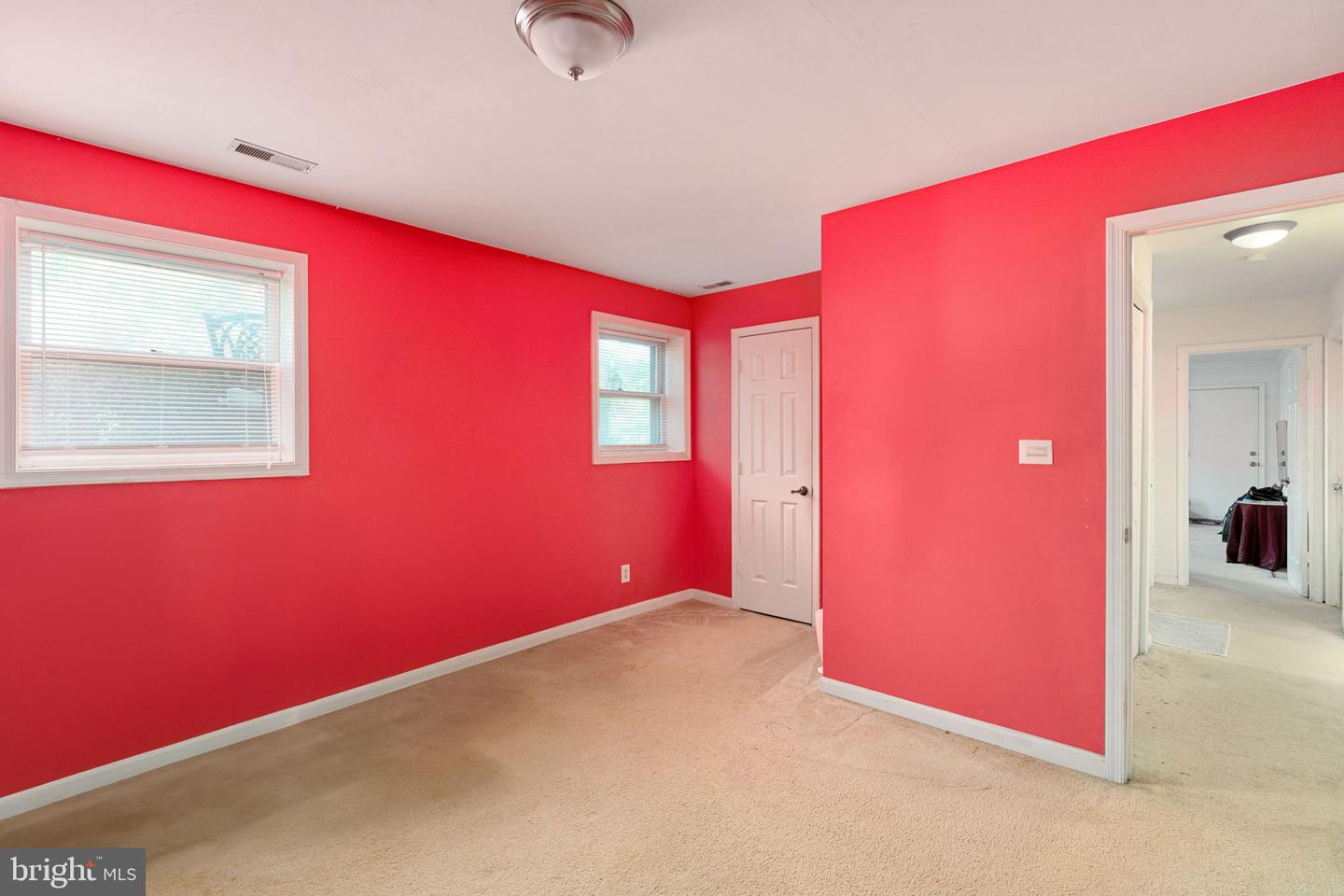 102 SHENANDOAH LN, STAFFORD, Virginia 22554, 4 Bedrooms Bedrooms, ,2 BathroomsBathrooms,Residential,For sale,102 SHENANDOAH LN,VAST2040298 MLS # VAST2040298