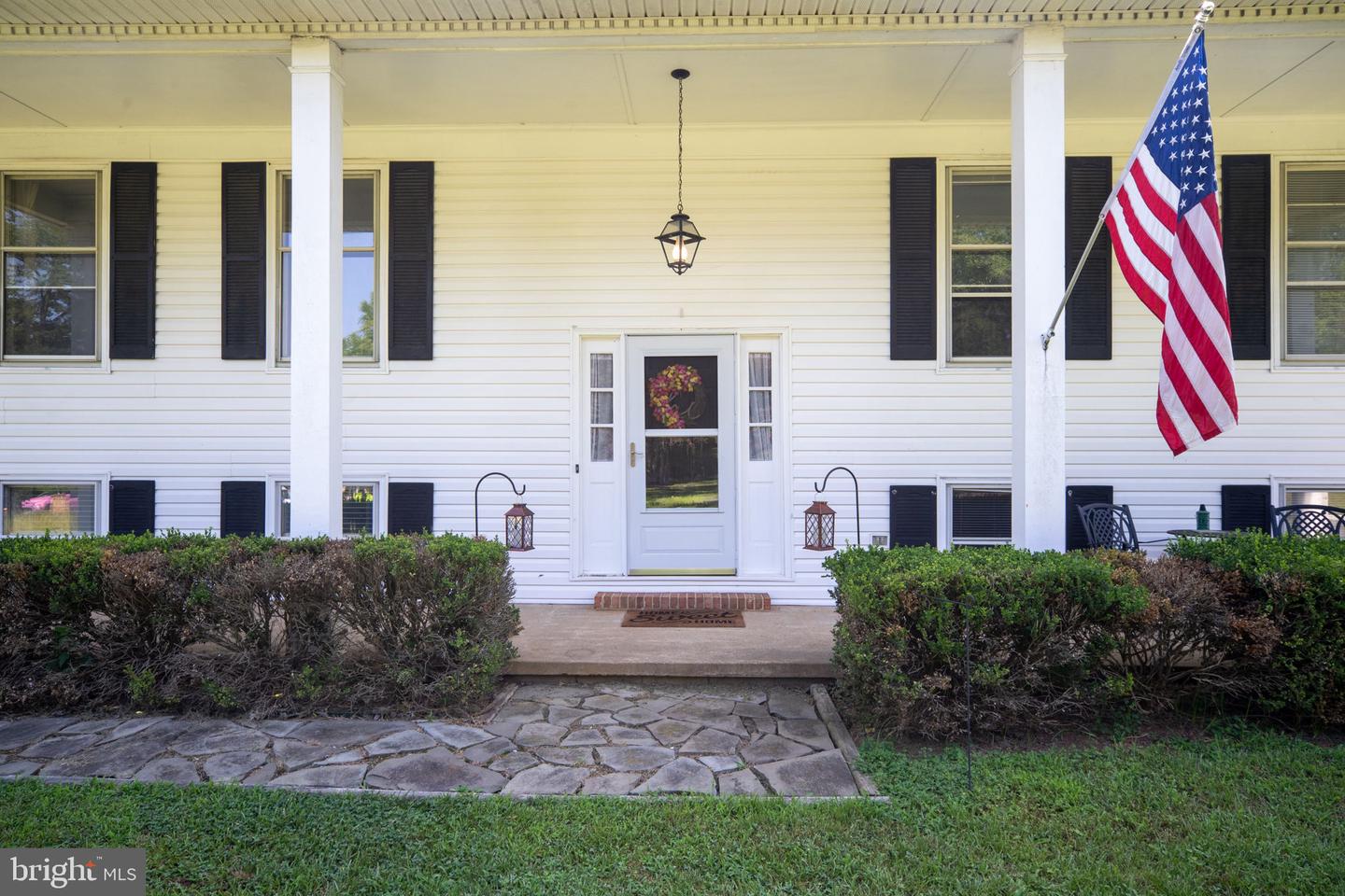 102 SHENANDOAH LN, STAFFORD, Virginia 22554, 4 Bedrooms Bedrooms, ,2 BathroomsBathrooms,Residential,For sale,102 SHENANDOAH LN,VAST2040298 MLS # VAST2040298