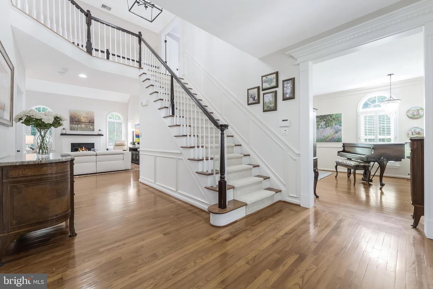 12801 OWLSLEY WAY, HERNDON, Virginia 20171, 5 Bedrooms Bedrooms, ,4 BathroomsBathrooms,Residential,For sale,12801 OWLSLEY WAY,VAFX2252310 MLS # VAFX2252310