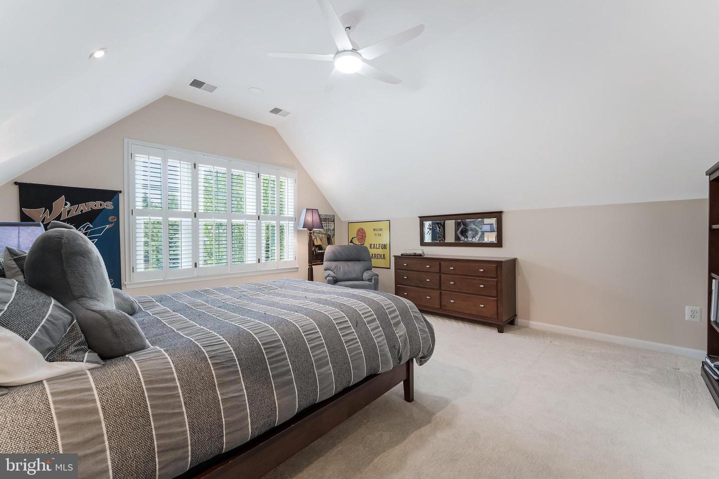 12801 OWLSLEY WAY, HERNDON, Virginia 20171, 5 Bedrooms Bedrooms, ,4 BathroomsBathrooms,Residential,For sale,12801 OWLSLEY WAY,VAFX2252310 MLS # VAFX2252310