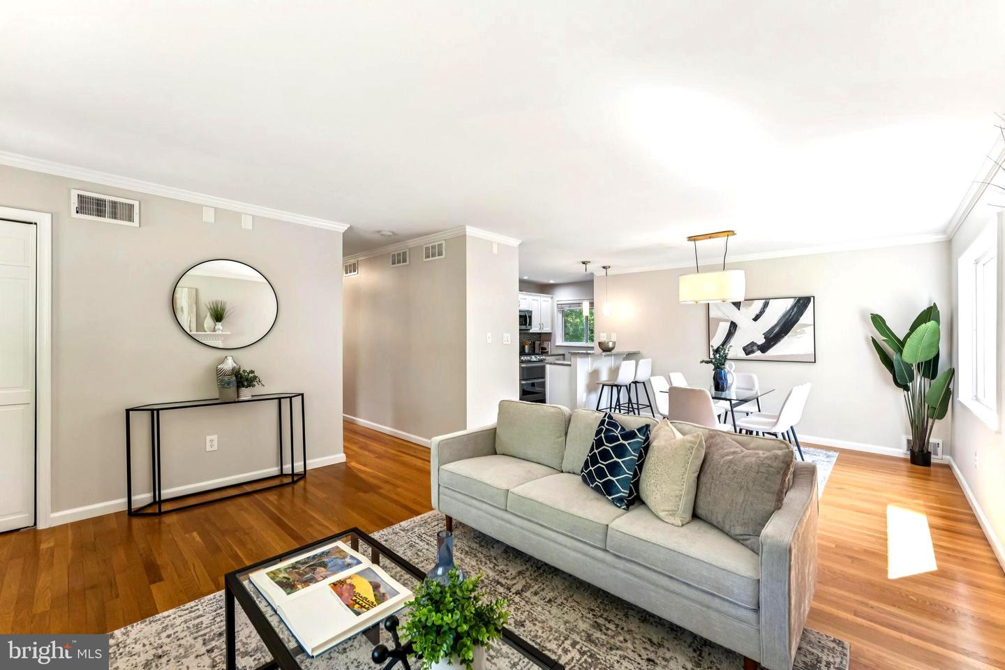 4107 CONRAD RD, ALEXANDRIA, Virginia 22312, 4 Bedrooms Bedrooms, ,2 BathroomsBathrooms,Residential,For sale,4107 CONRAD RD,VAFX2252350 MLS # VAFX2252350