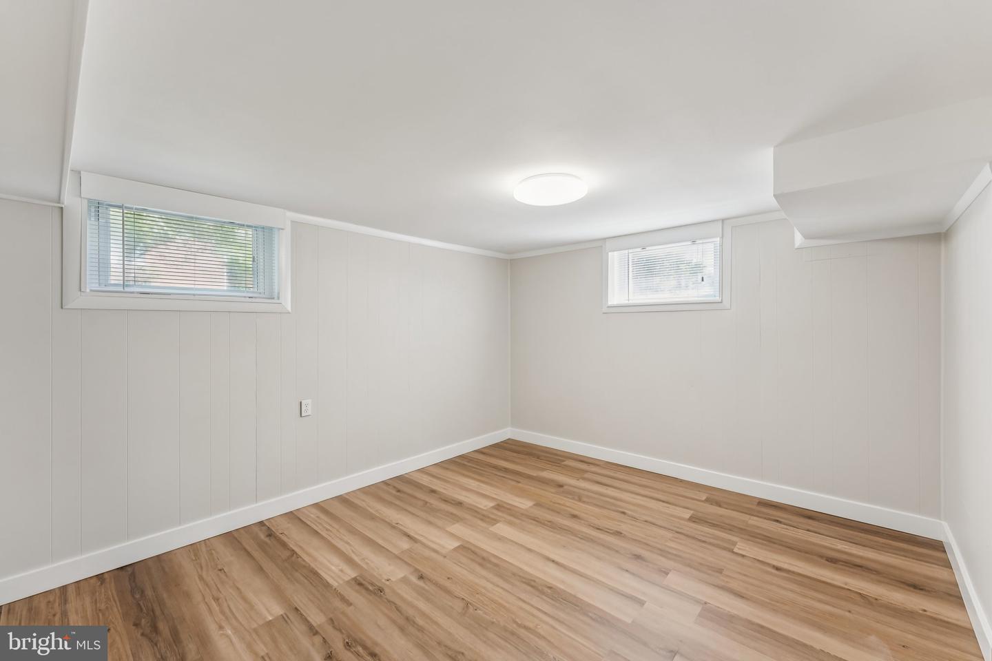 4107 CONRAD RD, ALEXANDRIA, Virginia 22312, 4 Bedrooms Bedrooms, ,2 BathroomsBathrooms,Residential,For sale,4107 CONRAD RD,VAFX2252350 MLS # VAFX2252350