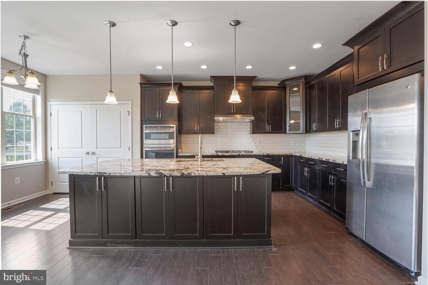 24997 CAMBRIDGE HILL TER, CHANTILLY, Virginia 20152, 3 Bedrooms Bedrooms, ,3 BathroomsBathrooms,Residential,For sale,24997 CAMBRIDGE HILL TER,VALO2100736 MLS # VALO2100736