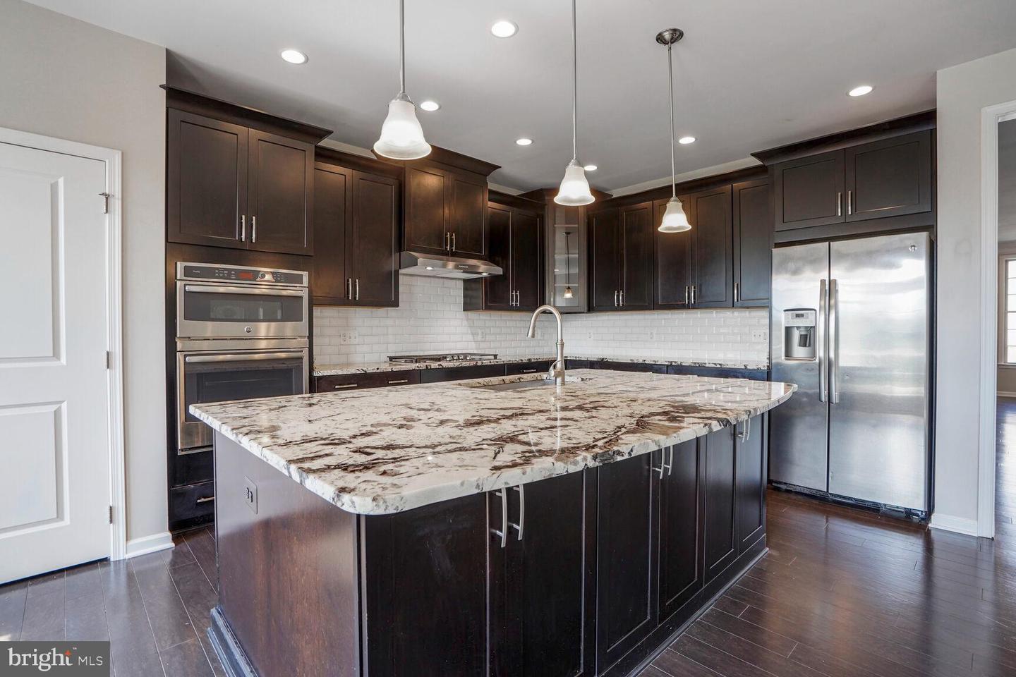 24997 CAMBRIDGE HILL TER, CHANTILLY, Virginia 20152, 3 Bedrooms Bedrooms, ,3 BathroomsBathrooms,Residential,For sale,24997 CAMBRIDGE HILL TER,VALO2100736 MLS # VALO2100736