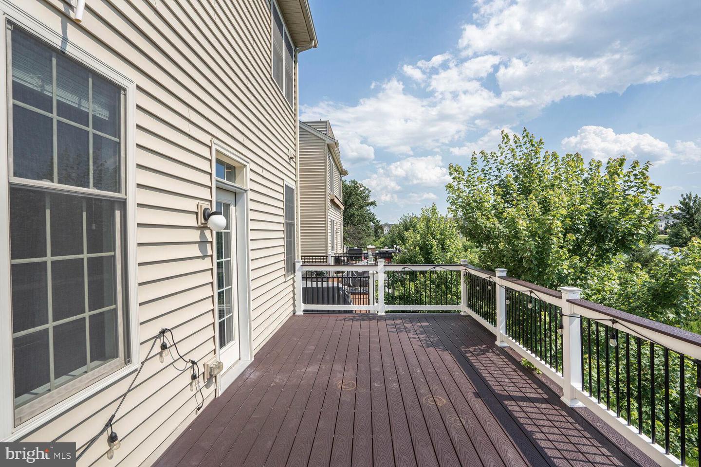 24997 CAMBRIDGE HILL TER, CHANTILLY, Virginia 20152, 3 Bedrooms Bedrooms, ,3 BathroomsBathrooms,Residential,For sale,24997 CAMBRIDGE HILL TER,VALO2100736 MLS # VALO2100736