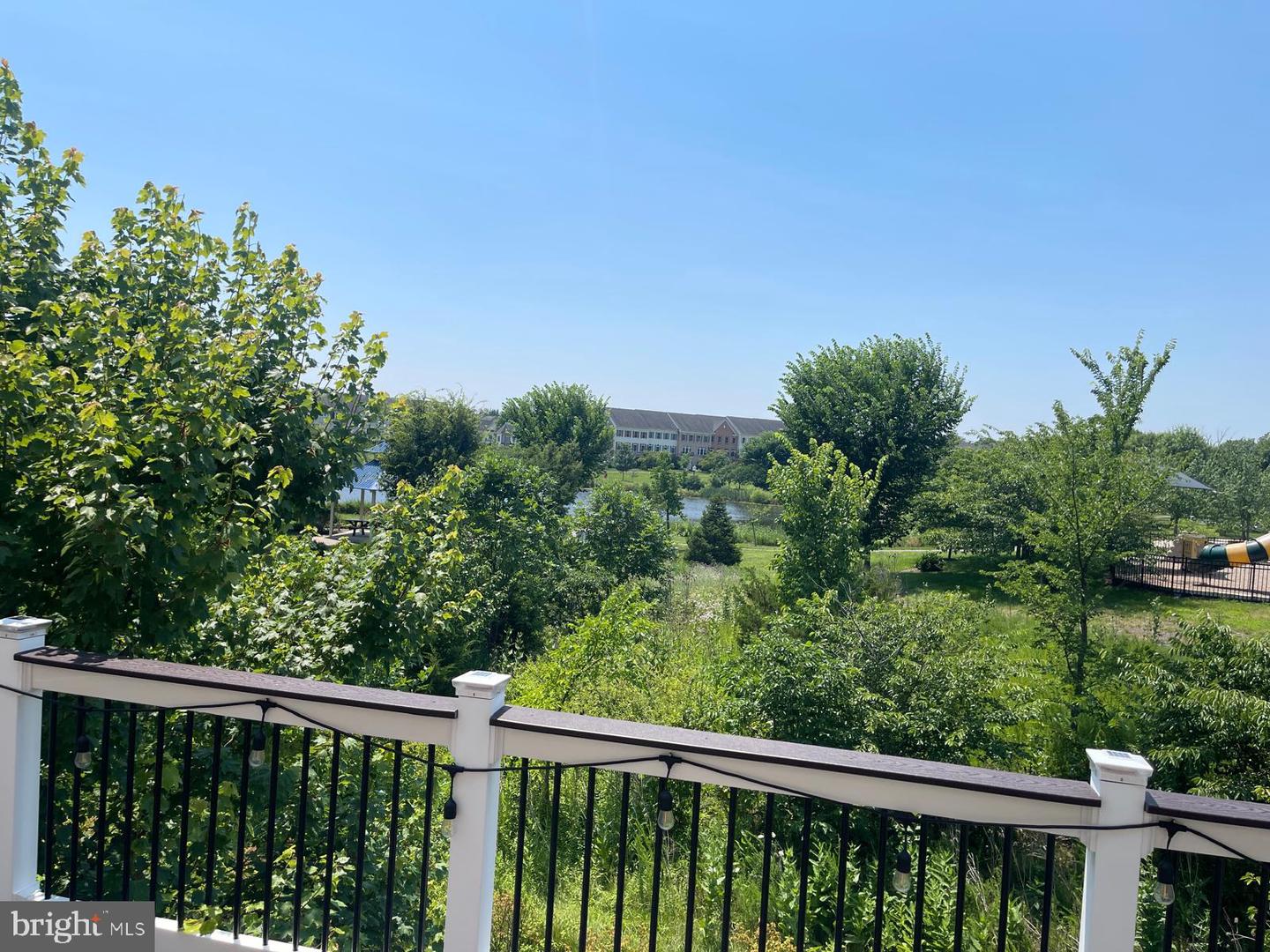 24997 CAMBRIDGE HILL TER, CHANTILLY, Virginia 20152, 3 Bedrooms Bedrooms, ,3 BathroomsBathrooms,Residential,For sale,24997 CAMBRIDGE HILL TER,VALO2100736 MLS # VALO2100736