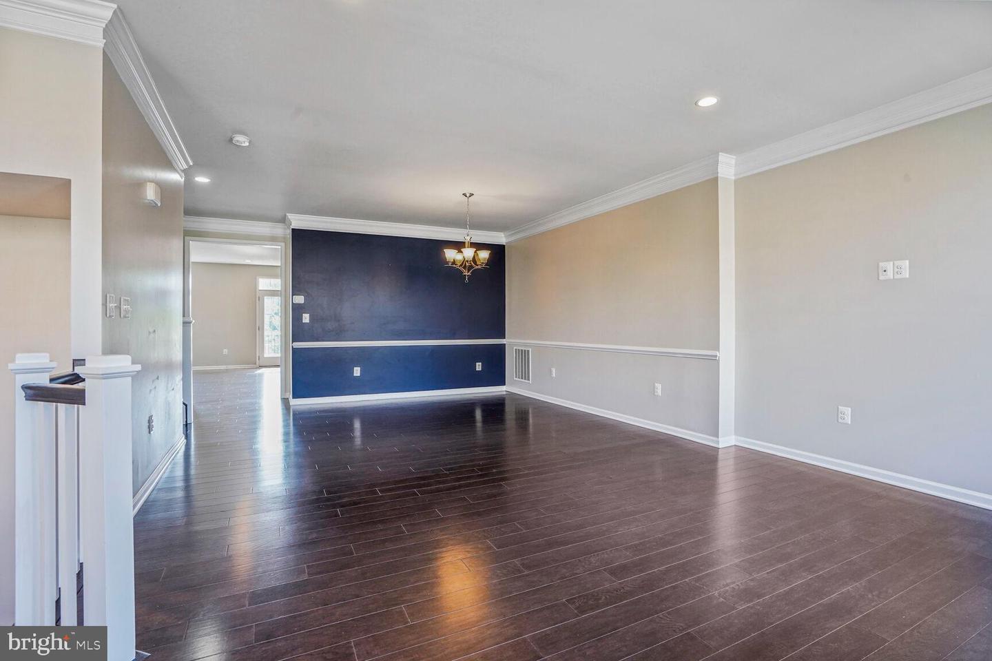 24997 CAMBRIDGE HILL TER, CHANTILLY, Virginia 20152, 3 Bedrooms Bedrooms, ,3 BathroomsBathrooms,Residential,For sale,24997 CAMBRIDGE HILL TER,VALO2100736 MLS # VALO2100736