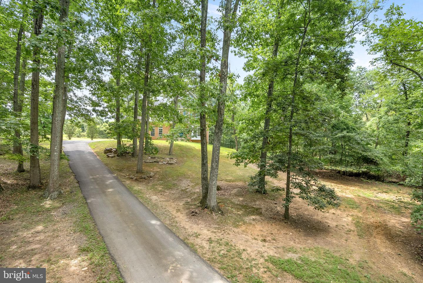 19033 OTLEY RD, PURCELLVILLE, Virginia 20132, 4 Bedrooms Bedrooms, ,2 BathroomsBathrooms,Residential,For sale,19033 OTLEY RD,VALO2100970 MLS # VALO2100970