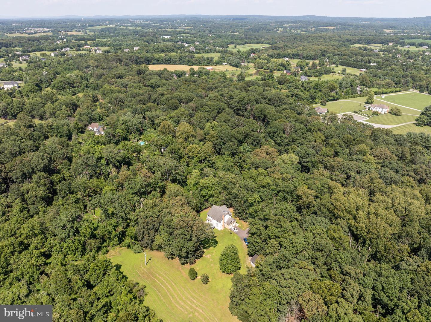 19033 OTLEY RD, PURCELLVILLE, Virginia 20132, 4 Bedrooms Bedrooms, ,2 BathroomsBathrooms,Residential,For sale,19033 OTLEY RD,VALO2100970 MLS # VALO2100970