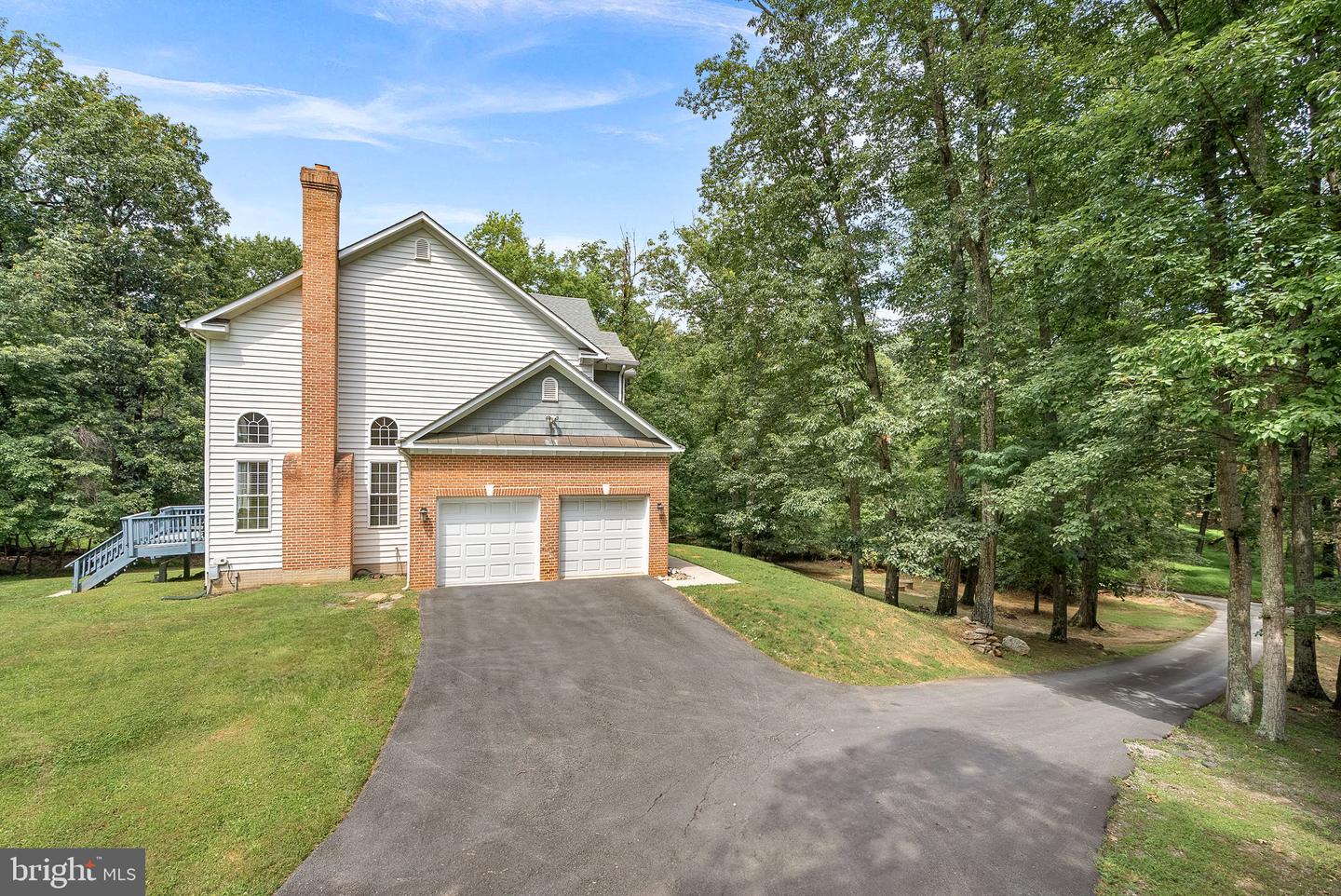 19033 OTLEY RD, PURCELLVILLE, Virginia 20132, 4 Bedrooms Bedrooms, ,2 BathroomsBathrooms,Residential,For sale,19033 OTLEY RD,VALO2100970 MLS # VALO2100970
