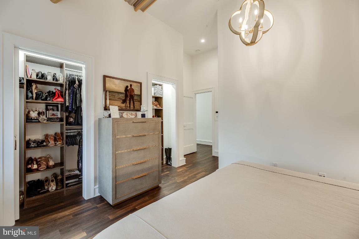609 MARYLAND AVE NE #4, WASHINGTON, District Of Columbia 20002, 4 Bedrooms Bedrooms, ,4 BathroomsBathrooms,Residential,For sale,609 MARYLAND AVE NE #4,DCDC2208648 MLS # DCDC2208648