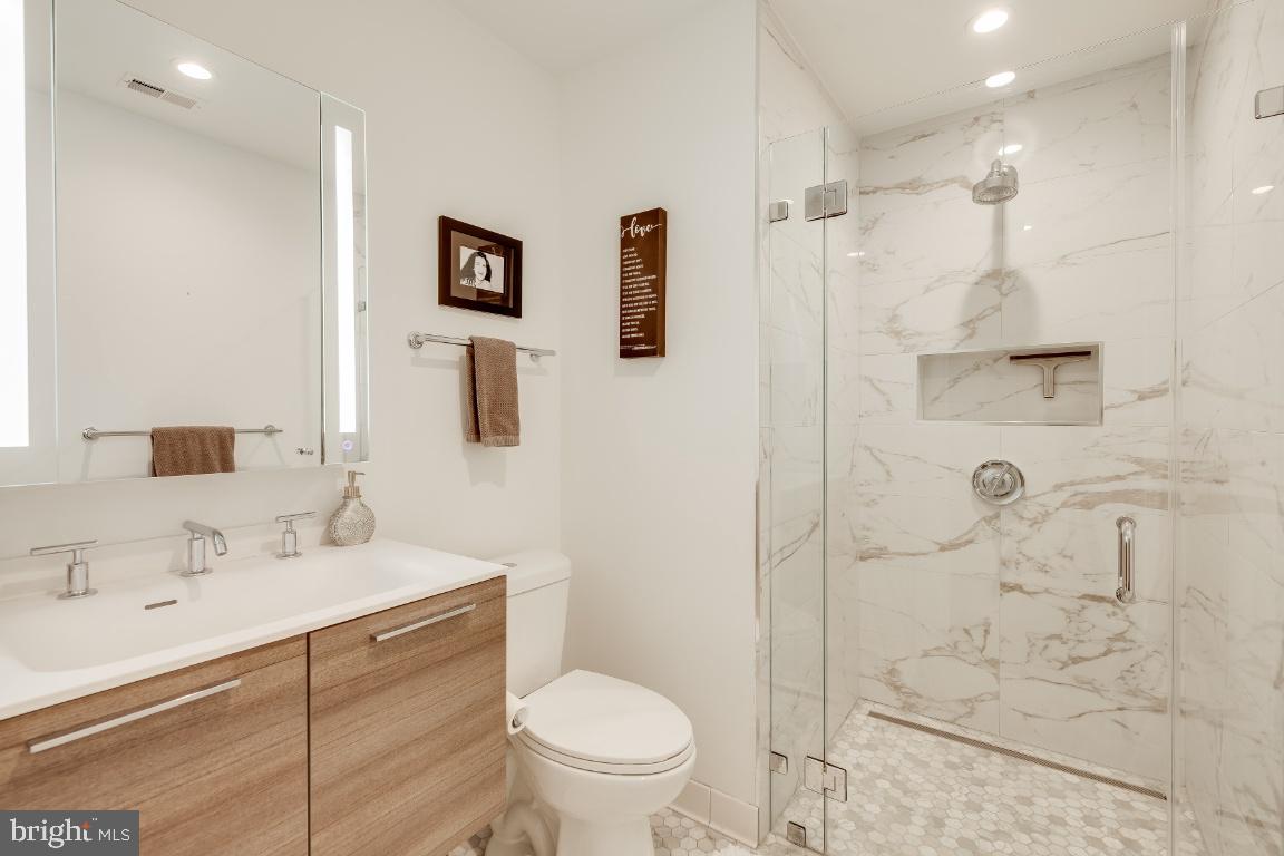 609 MARYLAND AVE NE #4, WASHINGTON, District Of Columbia 20002, 4 Bedrooms Bedrooms, ,4 BathroomsBathrooms,Residential,For sale,609 MARYLAND AVE NE #4,DCDC2208648 MLS # DCDC2208648
